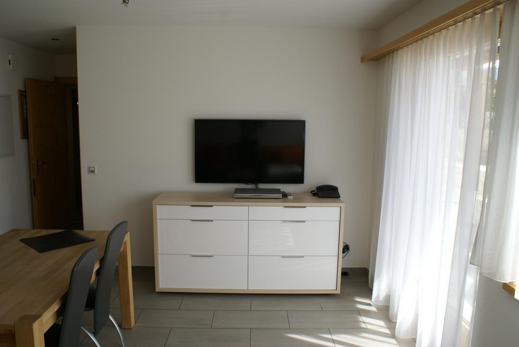 Chasa Mundin Apartment Scuol Room photo